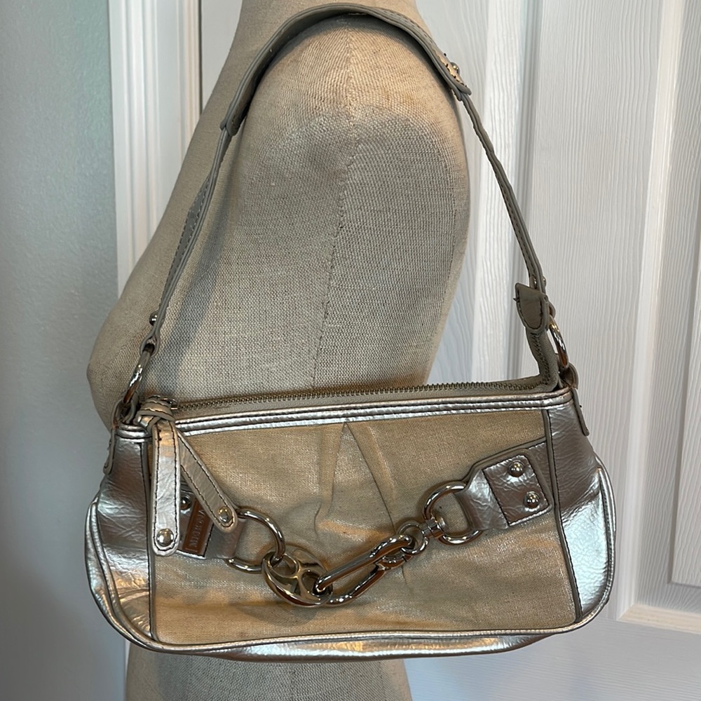 Merona purse gold silver